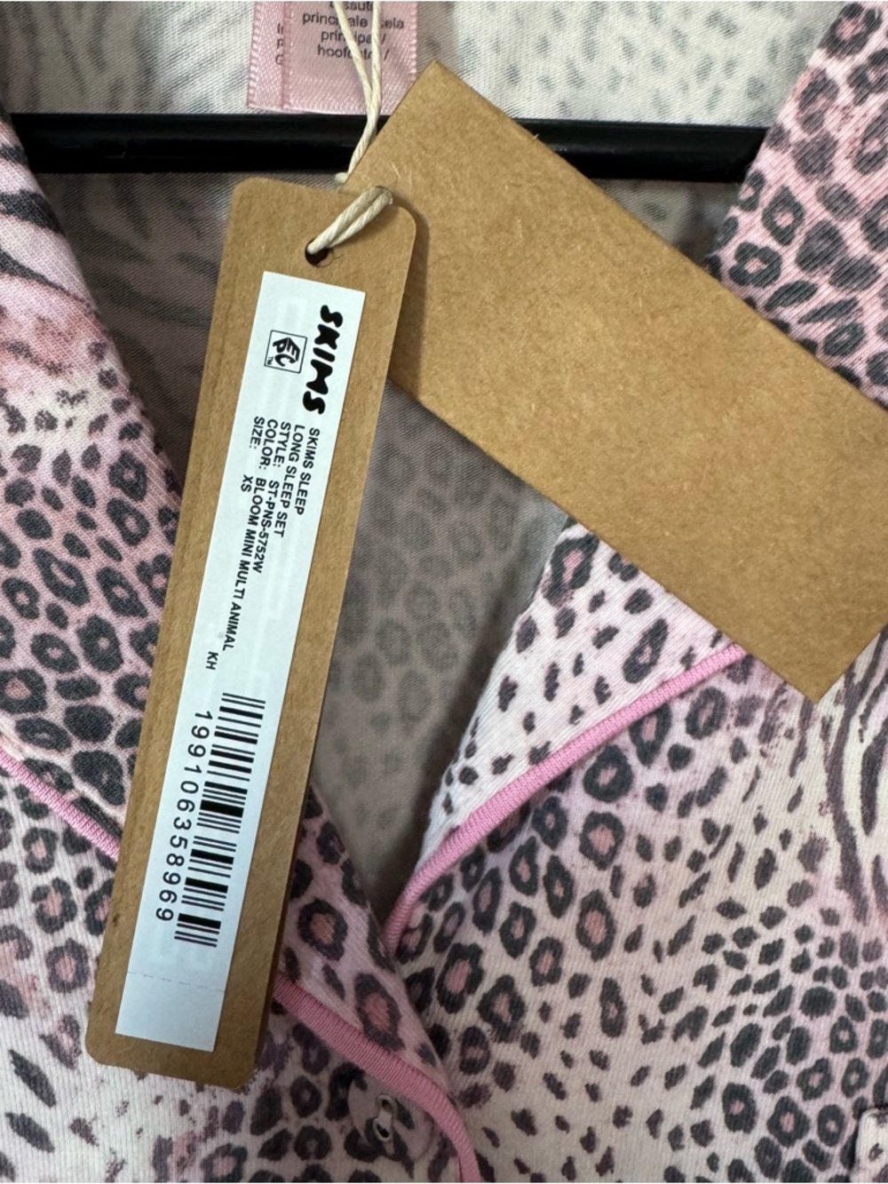 SKIMS Sleep Long Sleeve Button Up Set - Bloom Mini Multi Animal Print - Picture 5 of 12